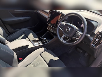 Used Volvo XC40 2024 for sale - 79174712: Photo
