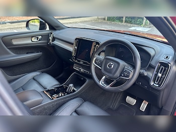 Used Volvo XC40 2021 for sale - 78810502: Photo