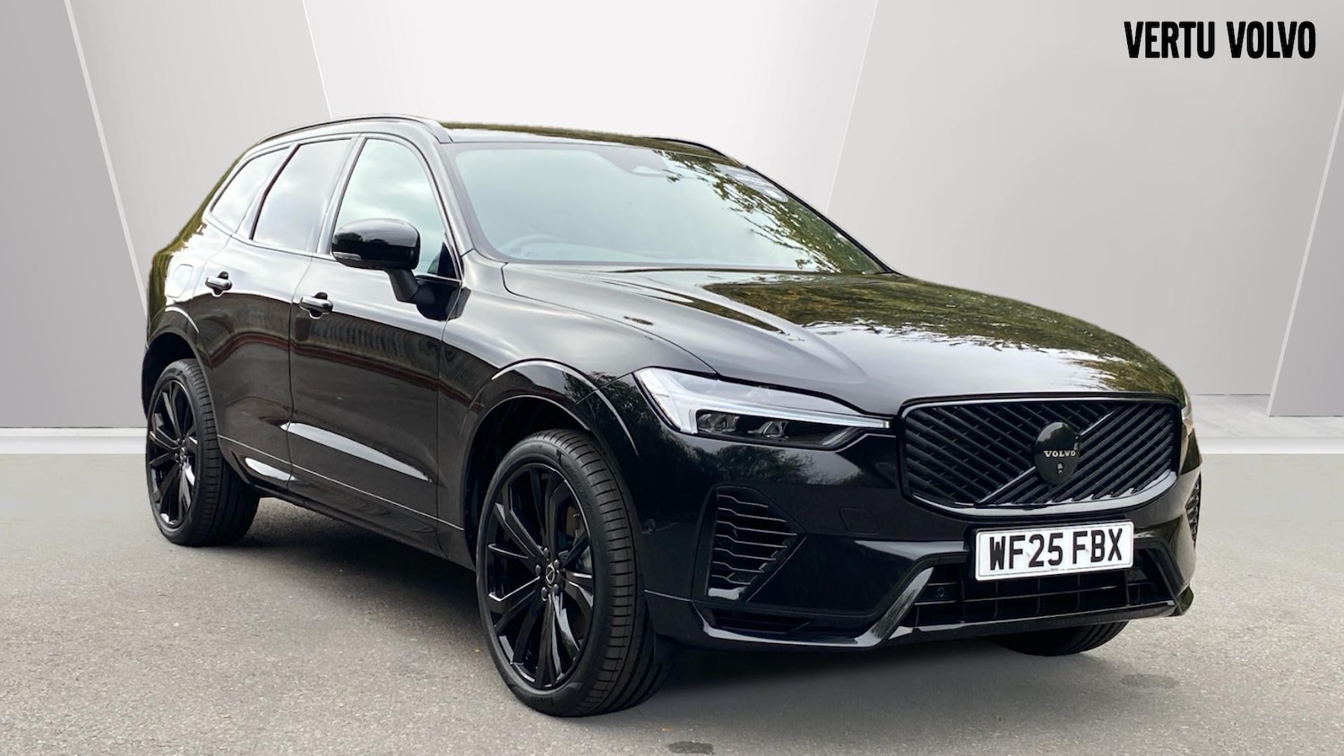 Used Volvo XC60 2025 for sale - 76653209: Photo 1