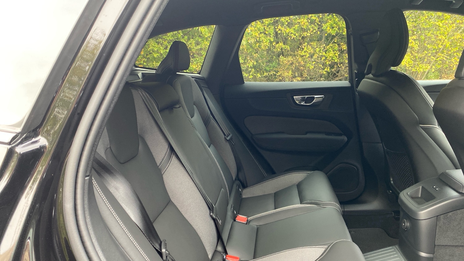 Used Volvo XC60 2025 for sale - 76653209: Photo 10