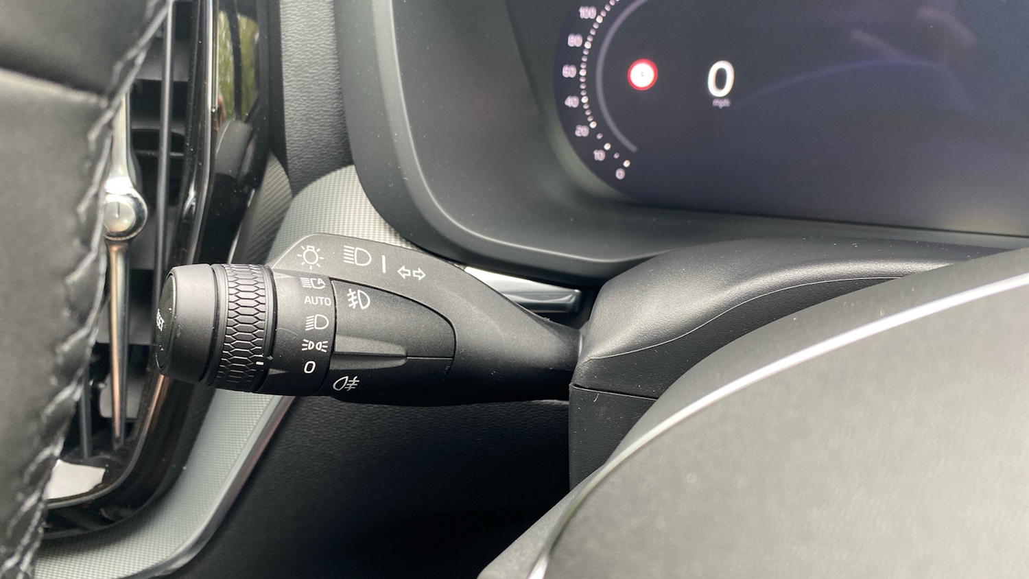 Used Volvo XC60 2025 for sale - 76653209: Photo 24