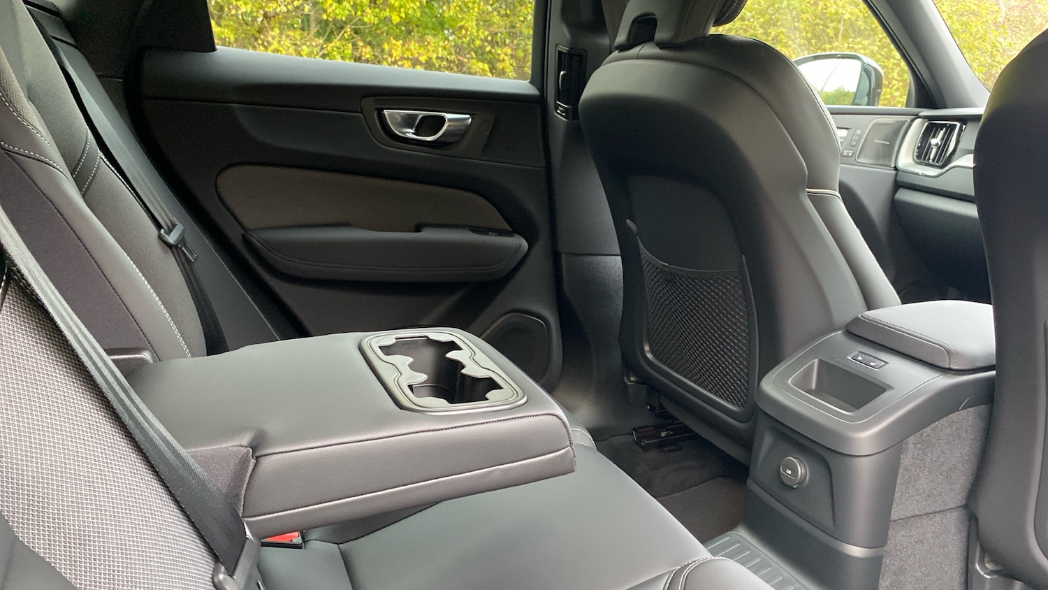 Used Volvo XC60 2025 for sale - 76653209: Photo 26