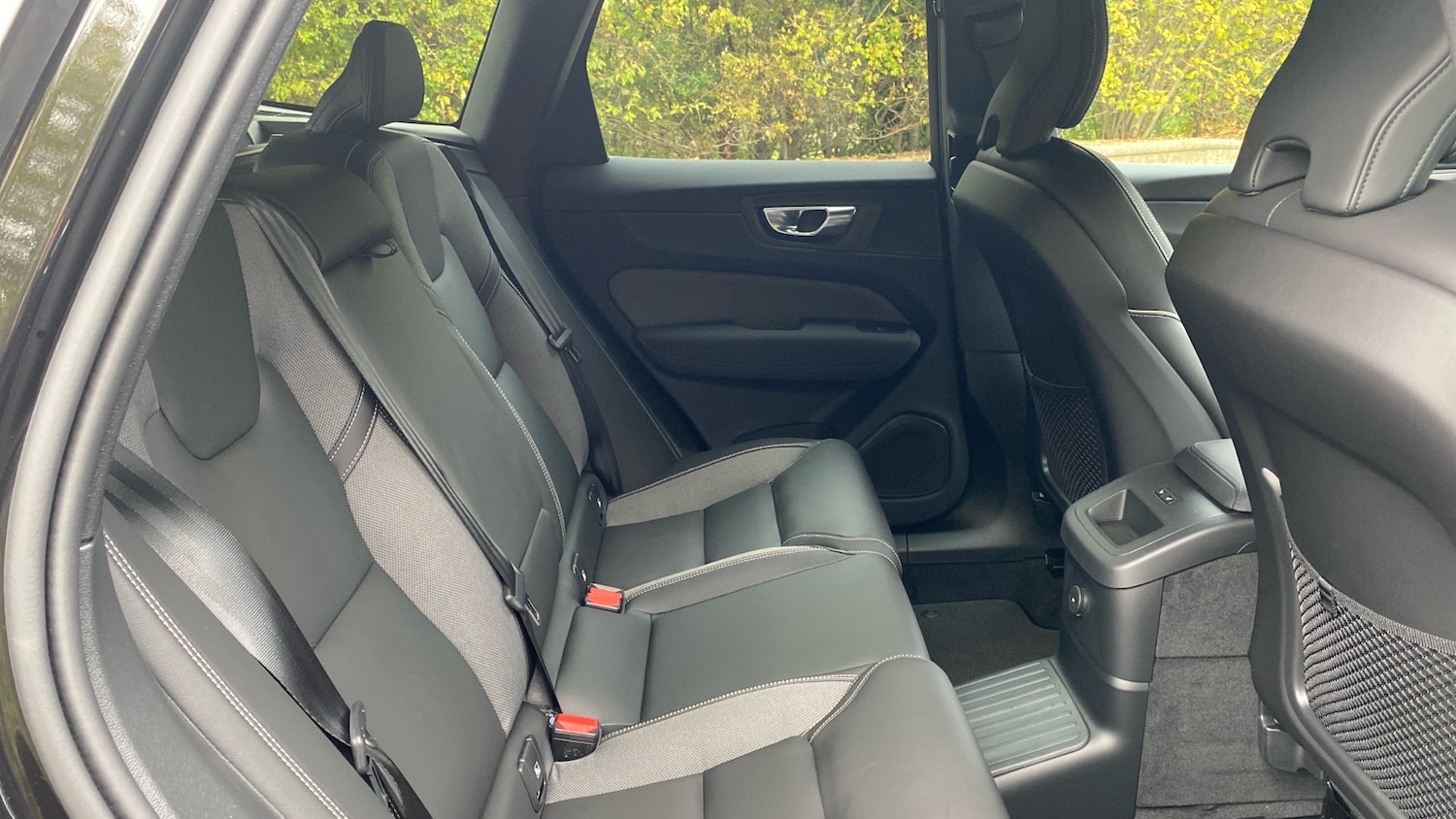 Used Volvo XC60 2025 for sale - 76653209: Photo 31