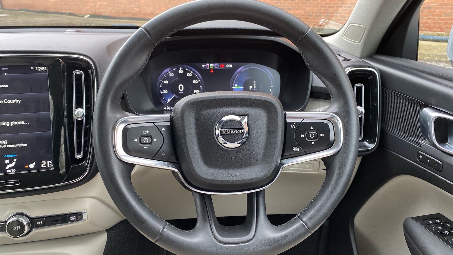 Used Volvo XC40 2022 for sale - 77591312: Photo 10