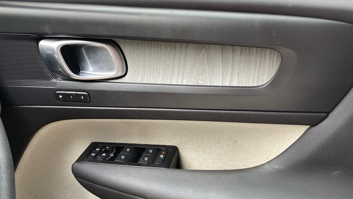 Used Volvo XC40 2022 for sale - 77591312: Photo 27