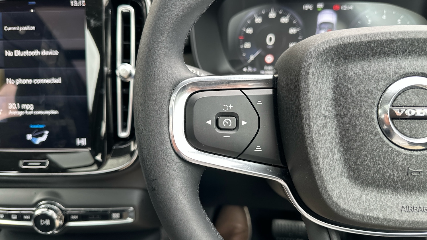 Used Volvo XC40 2021 for sale - 77653513: Photo 21