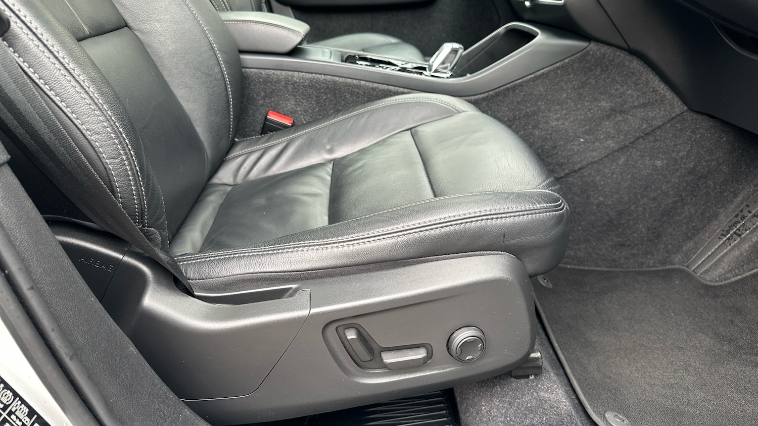 Used Volvo XC40 2021 for sale - 77653513: Photo 30