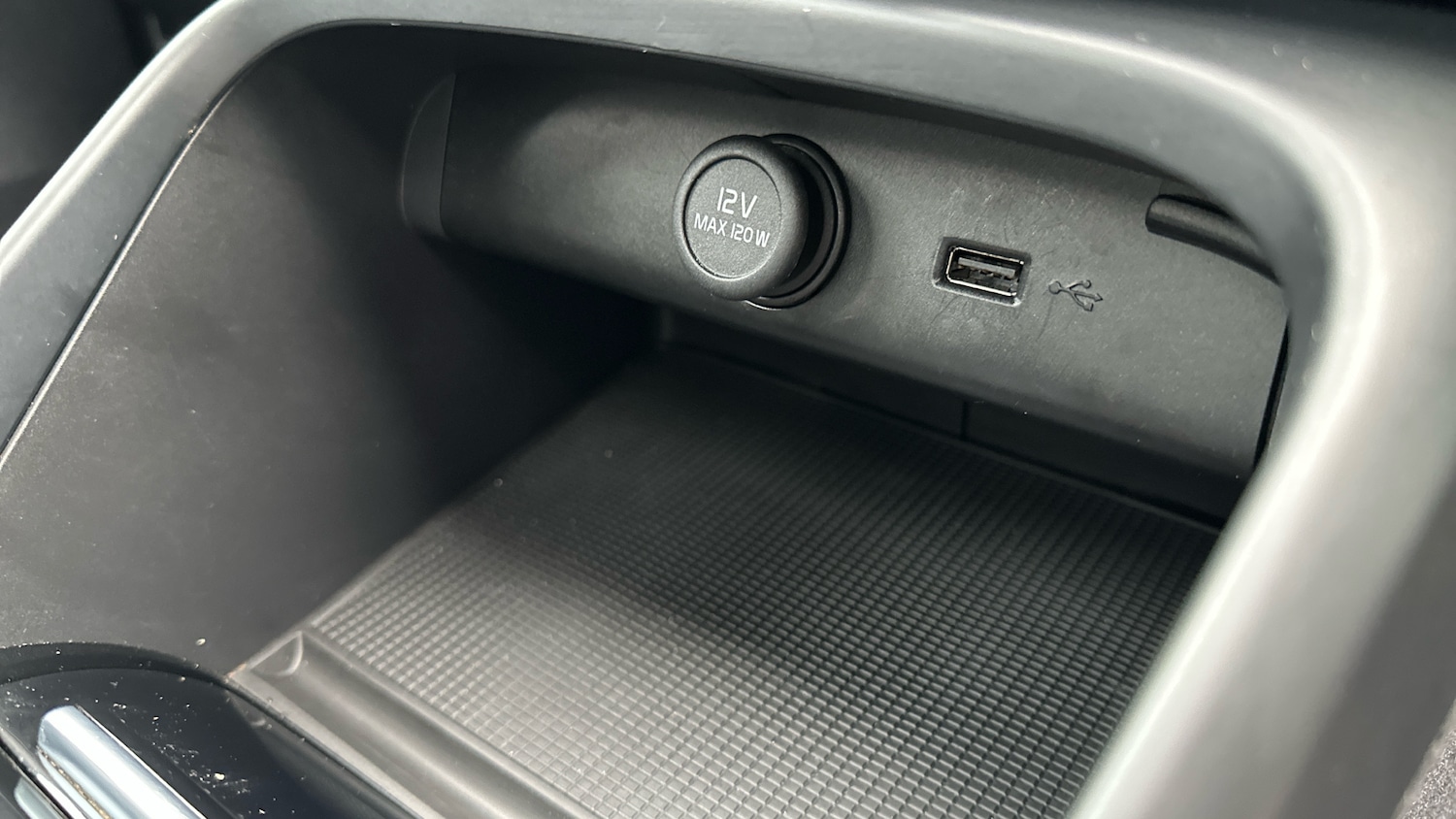 Used Volvo XC40 2021 for sale - 77653513: Photo 39