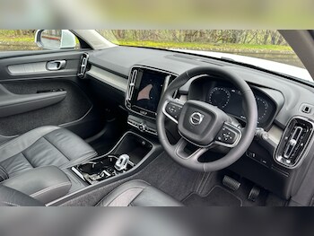 Used Volvo XC40 2021 for sale - 77653513: Photo