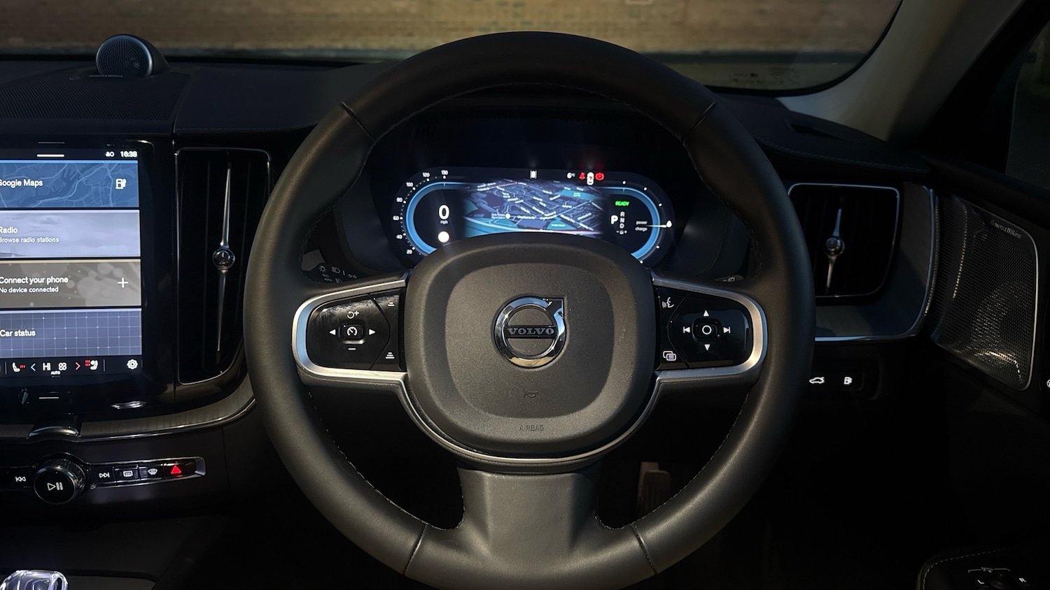 Used Volvo XC60 2025 for sale - 76862280: Photo 10