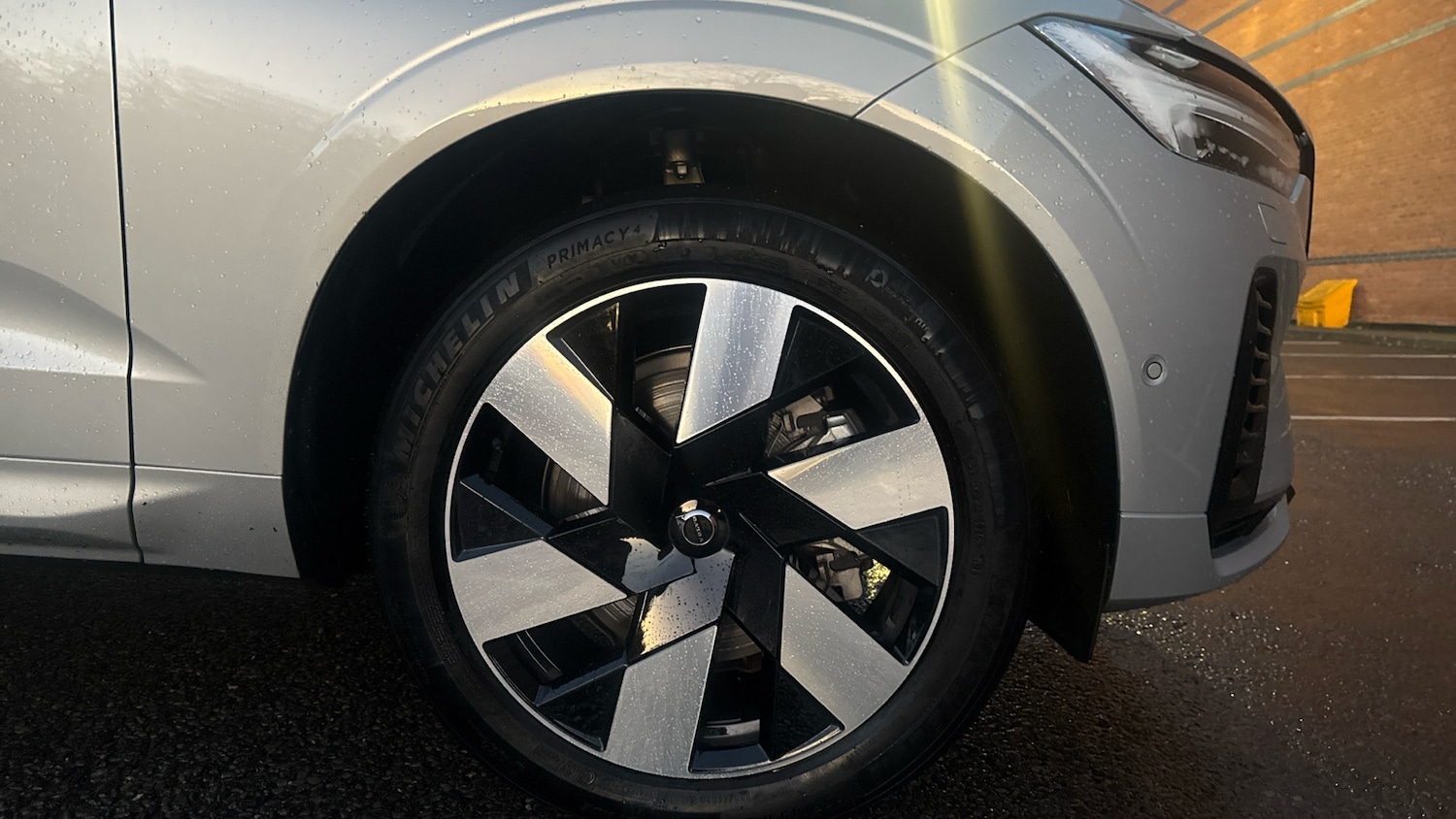 Used Volvo XC60 2025 for sale - 76862280: Photo 9