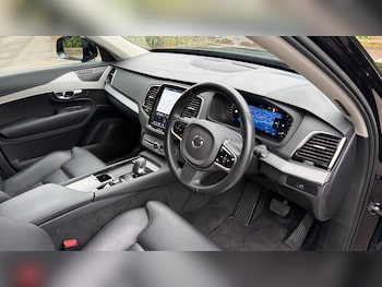 Used Volvo XC90 2023 for sale - 78820454: Photo