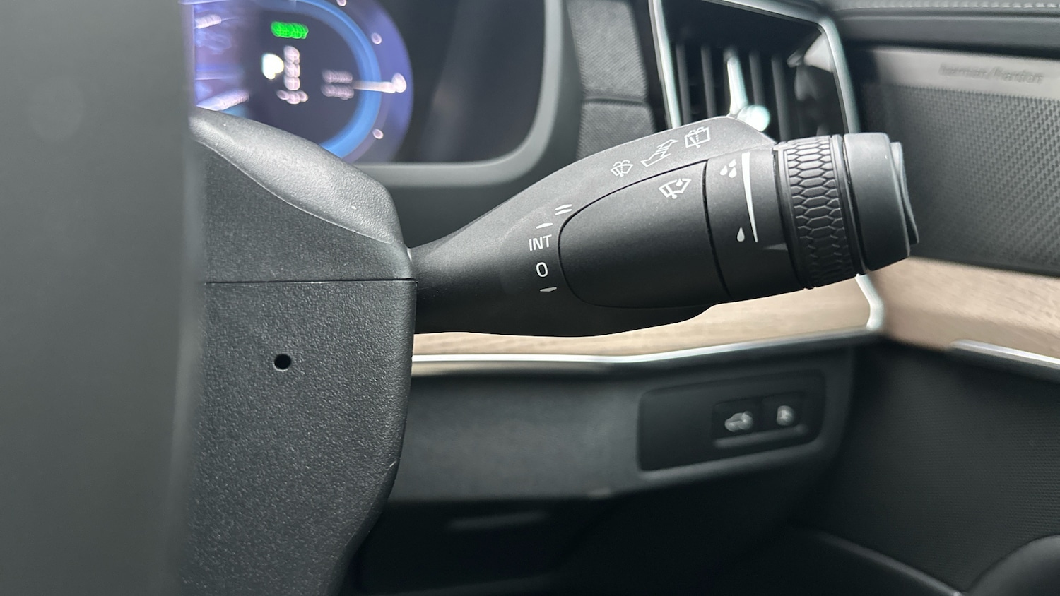 Used Volvo XC90 2025 for sale - 76653240: Photo 25