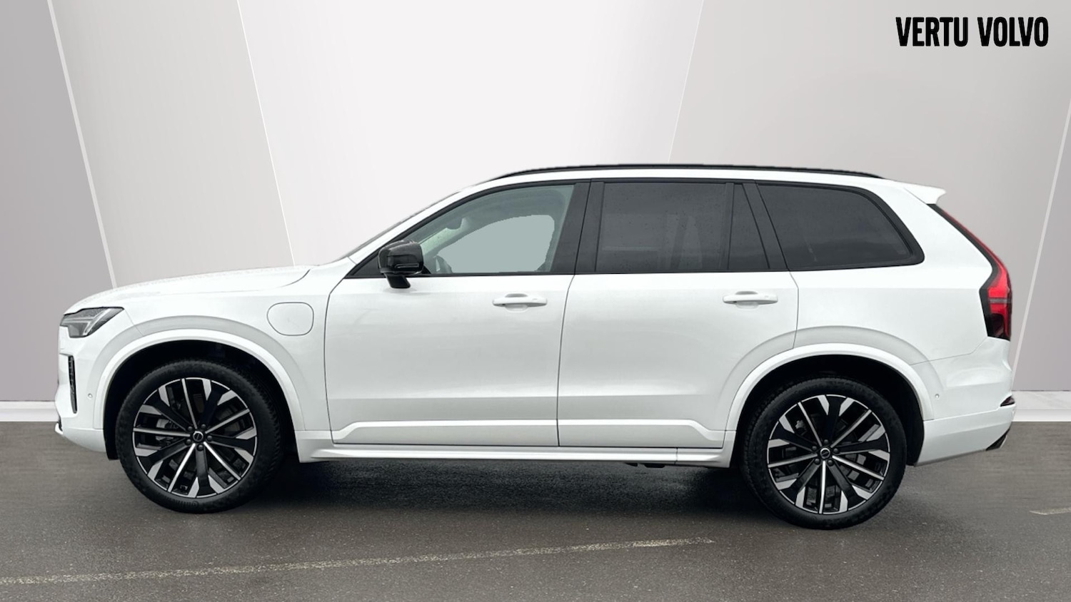 Used Volvo XC90 2025 for sale - 76653240: Photo 8