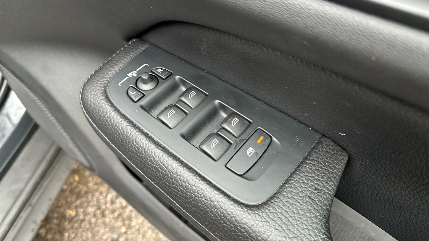 Used Volvo V60 2019 for sale - 76979296: Photo 22