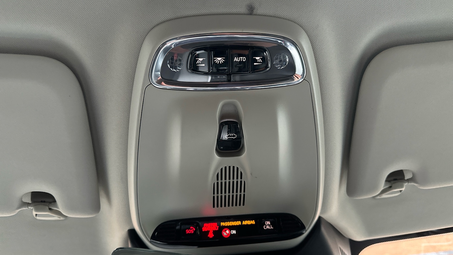 Used Volvo V60 2019 for sale - 76979296: Photo 26