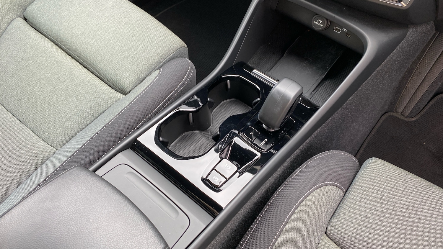 Used Volvo XC40 2023 for sale - 76653275: Photo 10