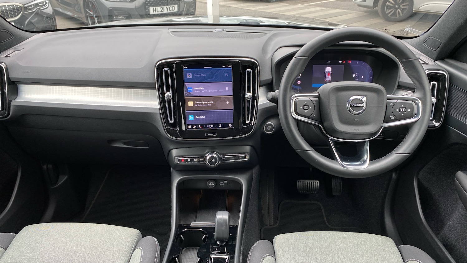 Used Volvo XC40 2023 for sale - 76653275: Photo 4