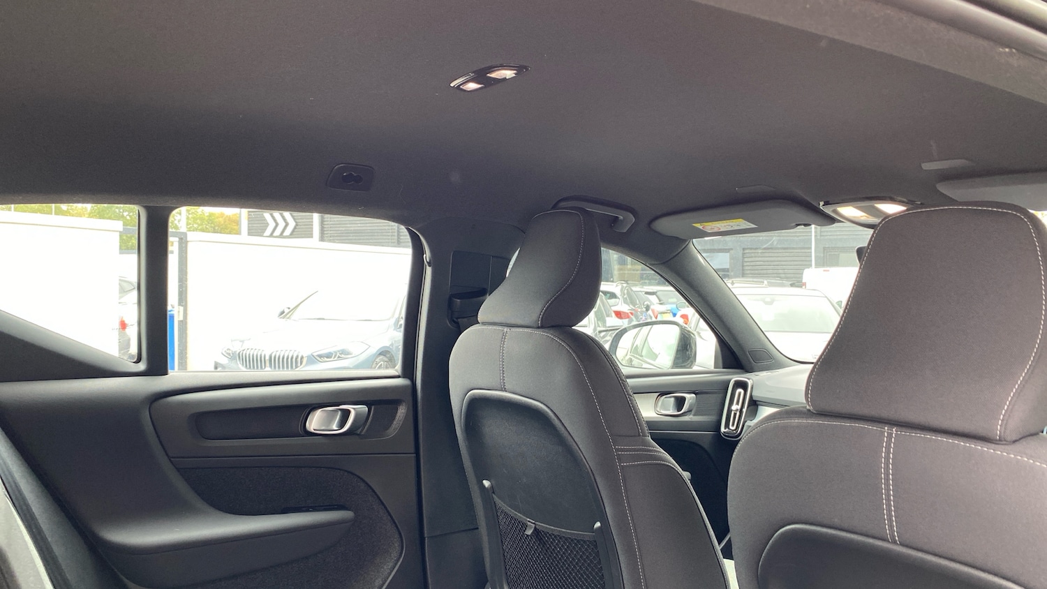 Used Volvo XC40 2023 for sale - 76653275: Photo 45