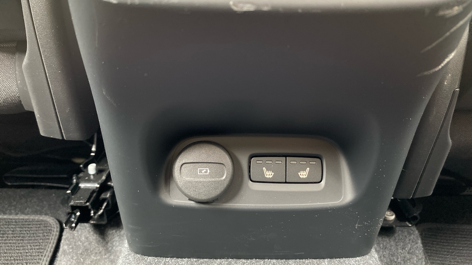 Used Volvo XC40 2023 for sale - 76653275: Photo 47