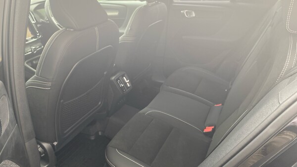 Used Volvo XC40 2024 for sale - 75595415: Photo 10
