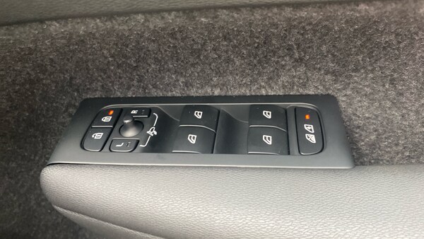 Used Volvo XC40 2024 for sale - 75595415: Photo 26