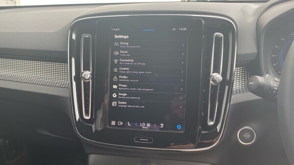 Used Volvo XC40 2024 for sale - 75595415: Photo 33