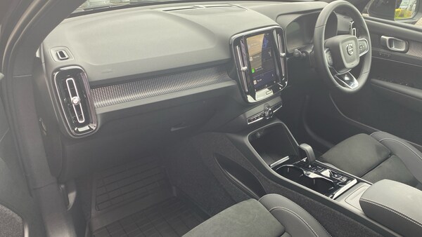 Used Volvo XC40 2024 for sale - 75595415: Photo 4