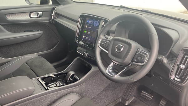 Used Volvo XC40 2024 for sale - 75595415: Photo 5