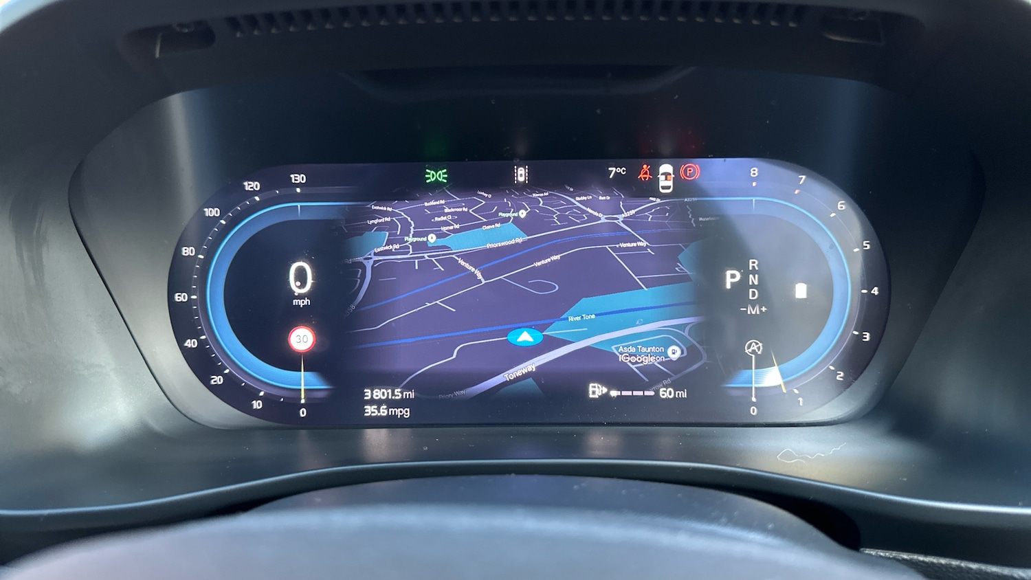 Used Volvo XC40 2025 for sale - 76784793: Photo 11