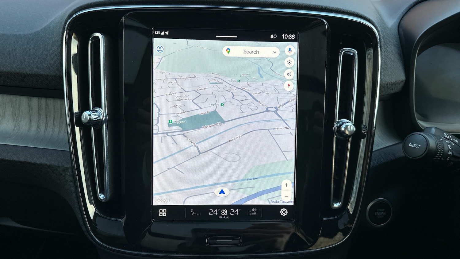 Used Volvo XC40 2025 for sale - 76784793: Photo 16