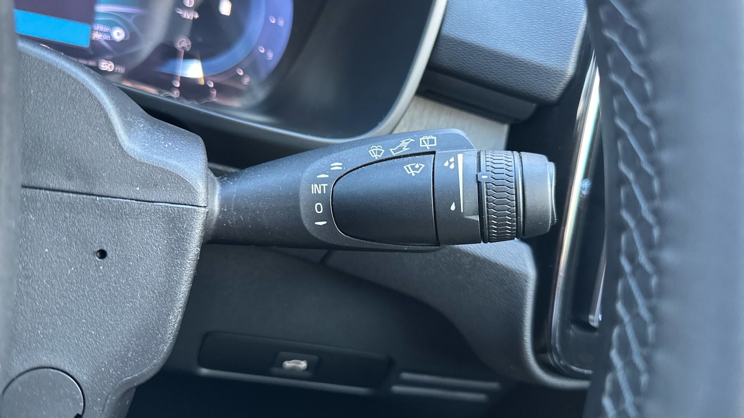 Used Volvo XC40 2025 for sale - 76784793: Photo 21