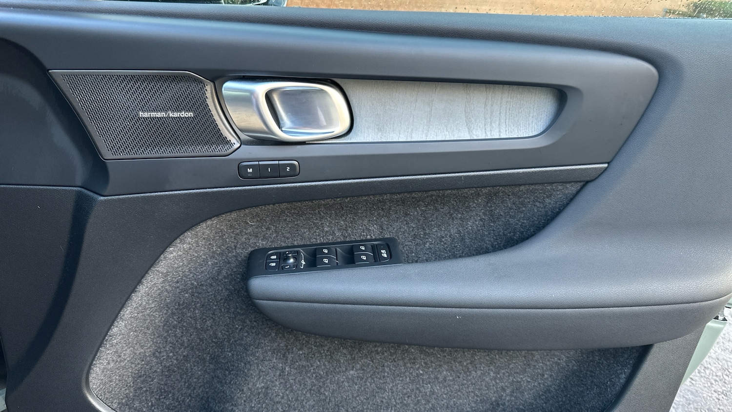 Used Volvo XC40 2025 for sale - 76784793: Photo 27