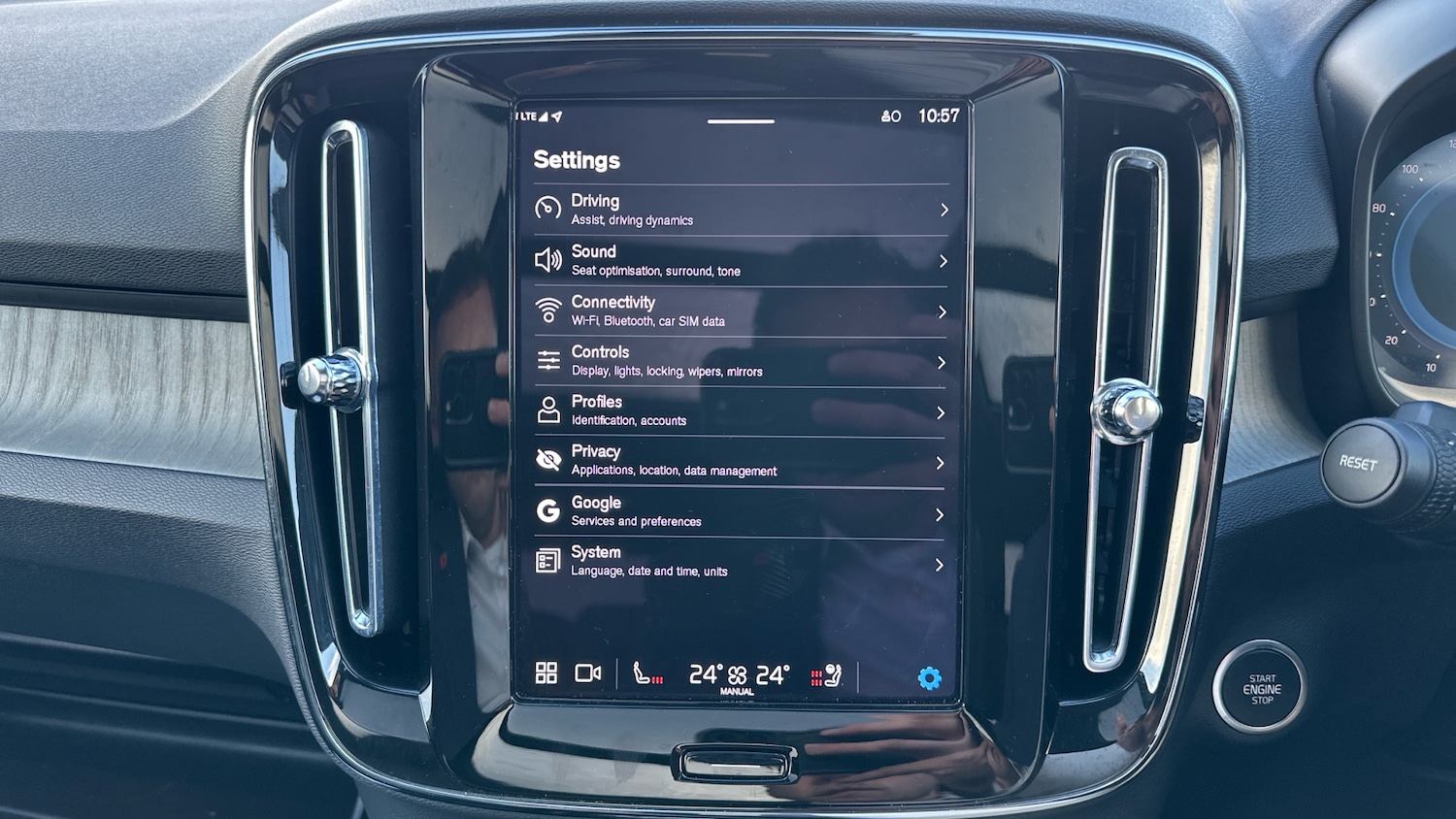 Used Volvo XC40 2025 for sale - 76784793: Photo 51