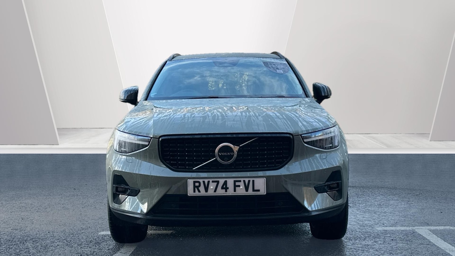 Used Volvo XC40 2025 for sale - 76784793: Photo 8