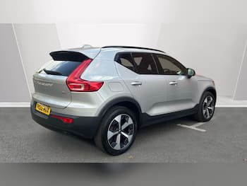 Used Volvo XC40 2022 for sale - 79637969: Photo
