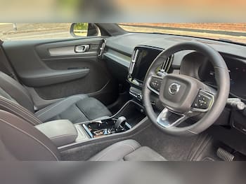 Used Volvo XC40 2022 for sale - 79637969: Photo