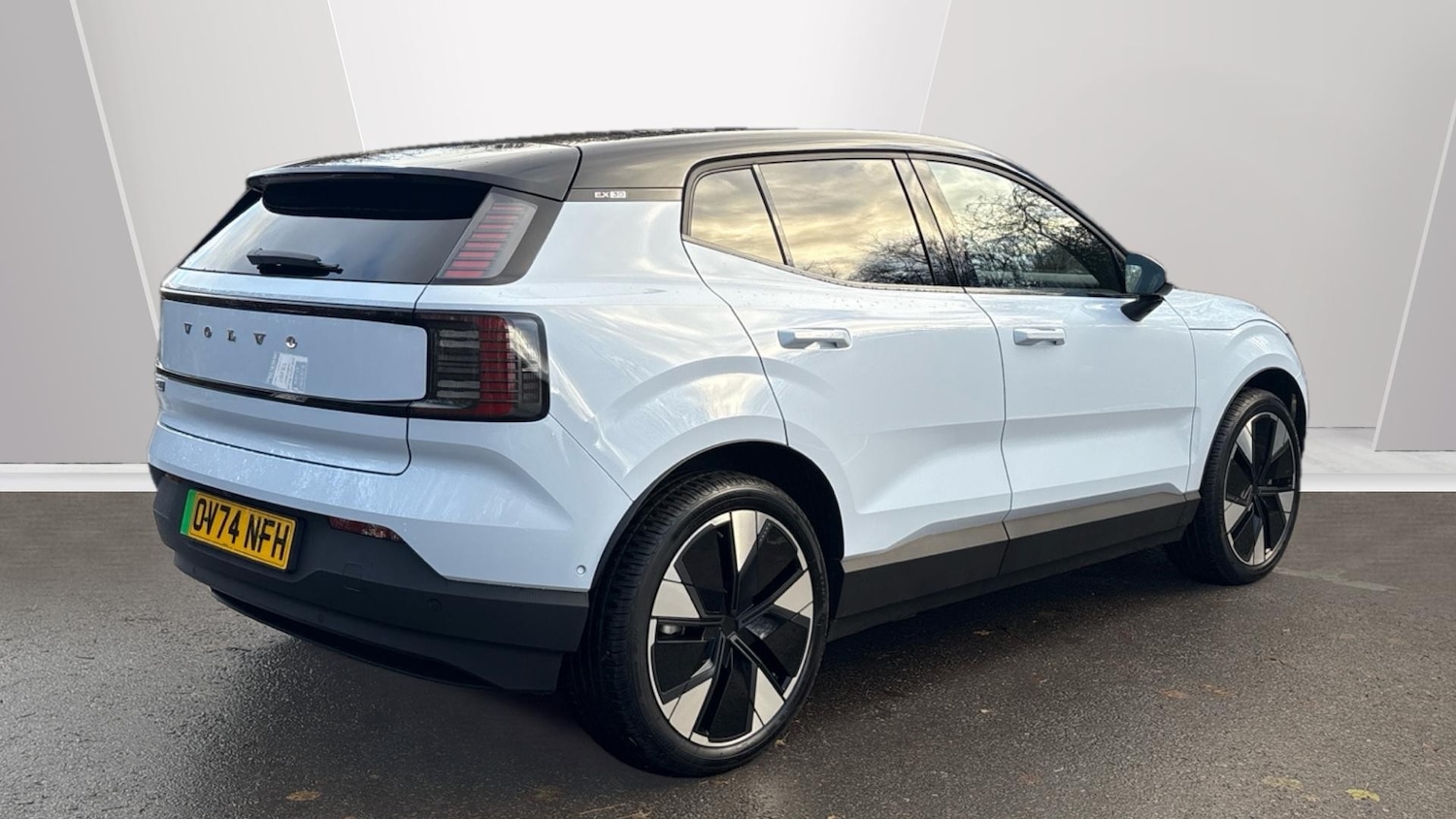 Used Volvo EX30 2024 for sale - 76784797: Photo 2