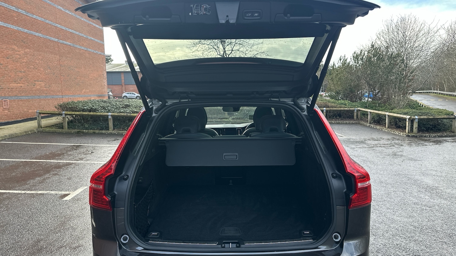 Used Volvo XC60 2021 for sale - 77639086: Photo 13