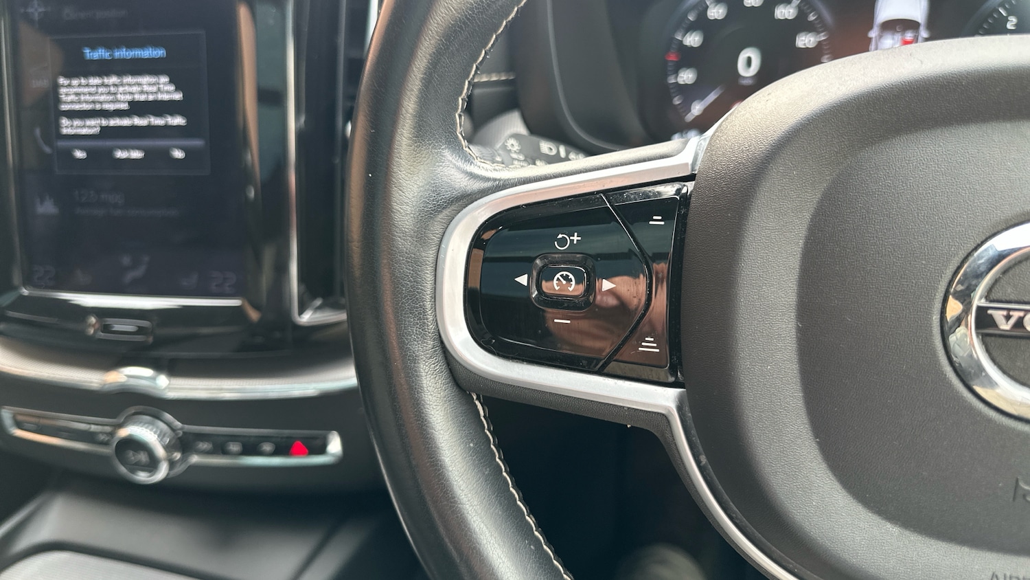 Used Volvo XC60 2021 for sale - 77639086: Photo 20