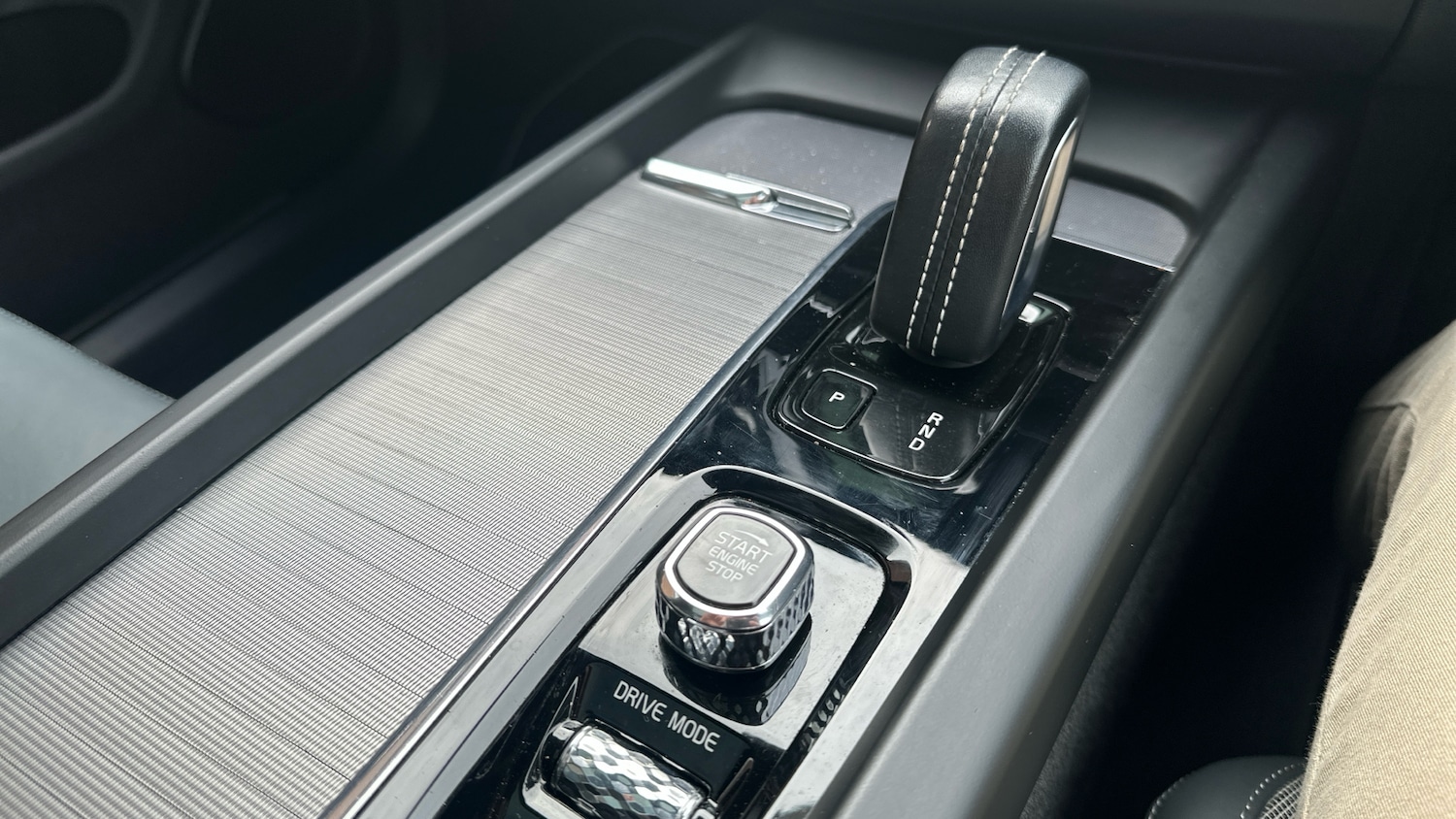 Used Volvo XC60 2021 for sale - 77639086: Photo 25