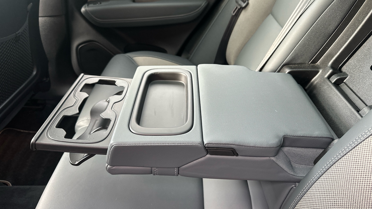 Used Volvo XC60 2021 for sale - 77639086: Photo 32