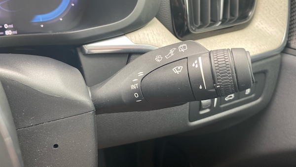 Used Volvo XC60 2022 for sale - 75409362: Photo 25