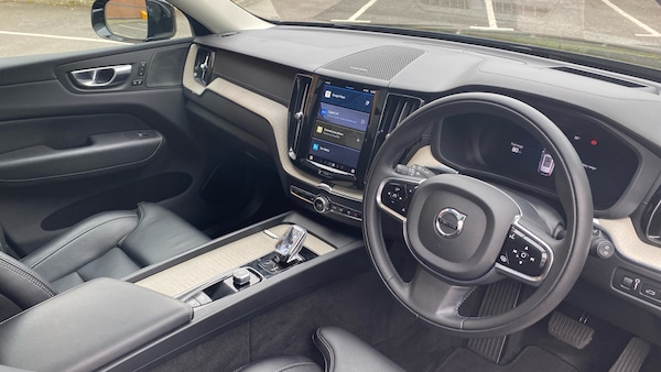 Used Volvo XC60 2022 for sale - 75409362: Photo 5