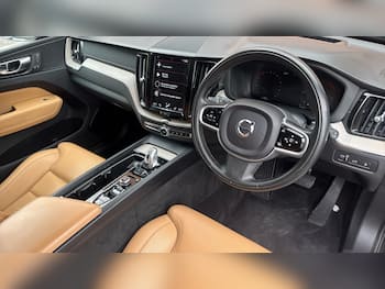 Used Volvo XC60 2018 for sale - 79798922: Photo