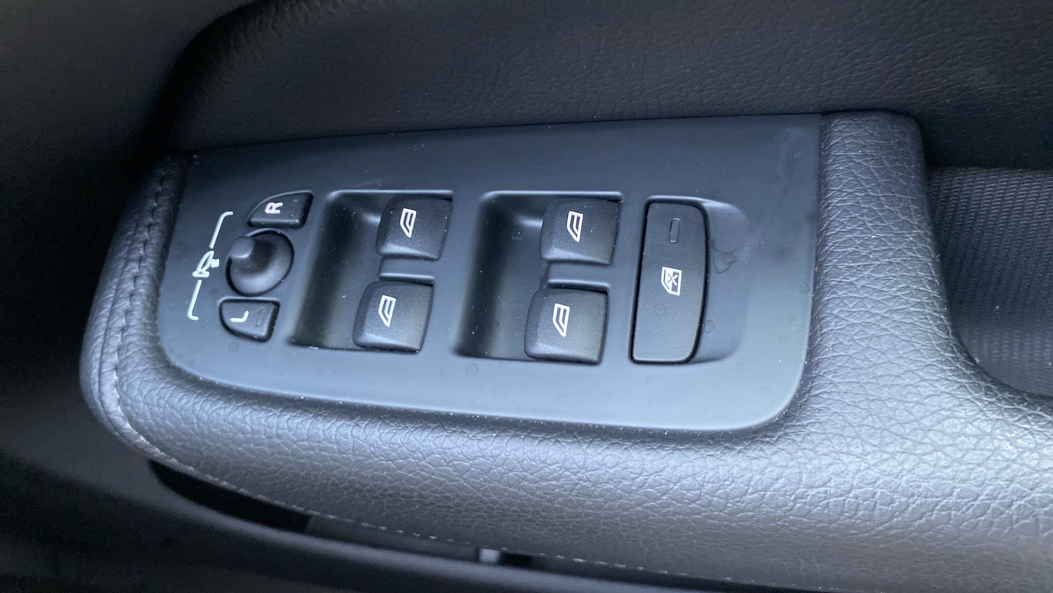 Used Volvo XC60 2019 for sale - 77274754: Photo 21