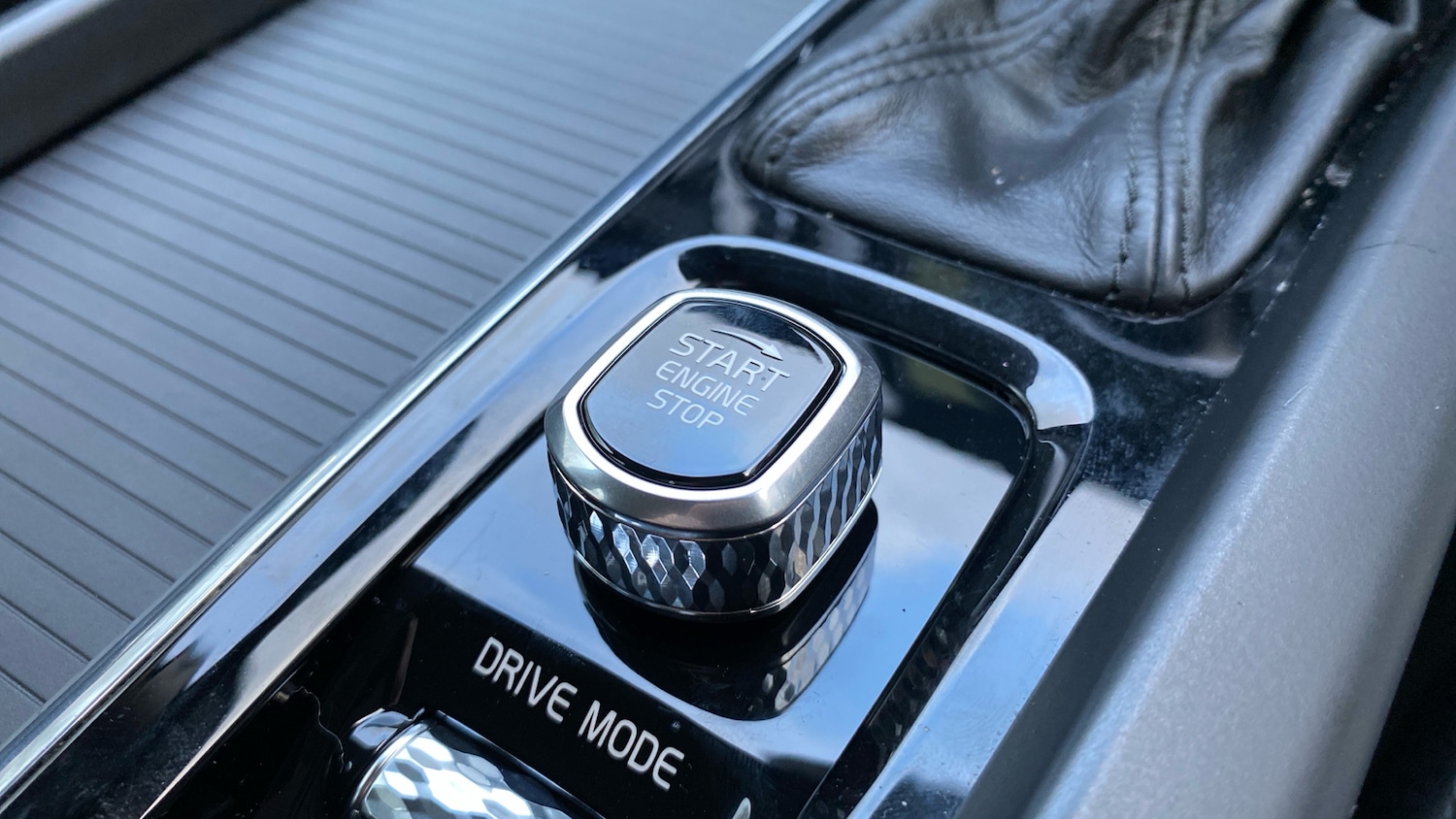 Used Volvo XC60 2019 for sale - 77274754: Photo 24