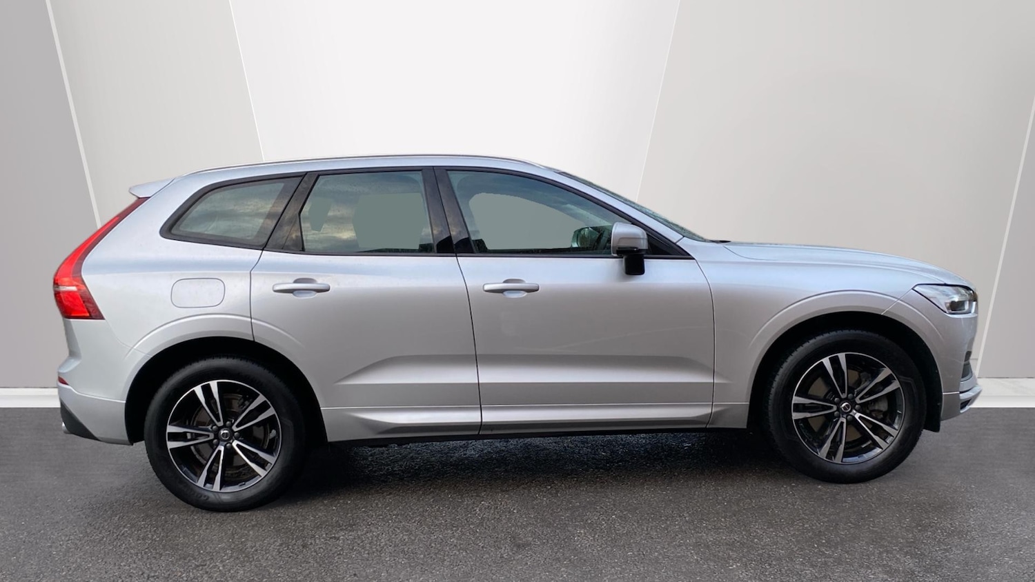 Used Volvo XC60 2019 for sale - 77274754: Photo 3