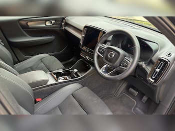 Used Volvo XC40 2022 for sale - 79195881: Photo