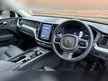 Used Volvo XC60 2025 for sale - 76653261: Photo